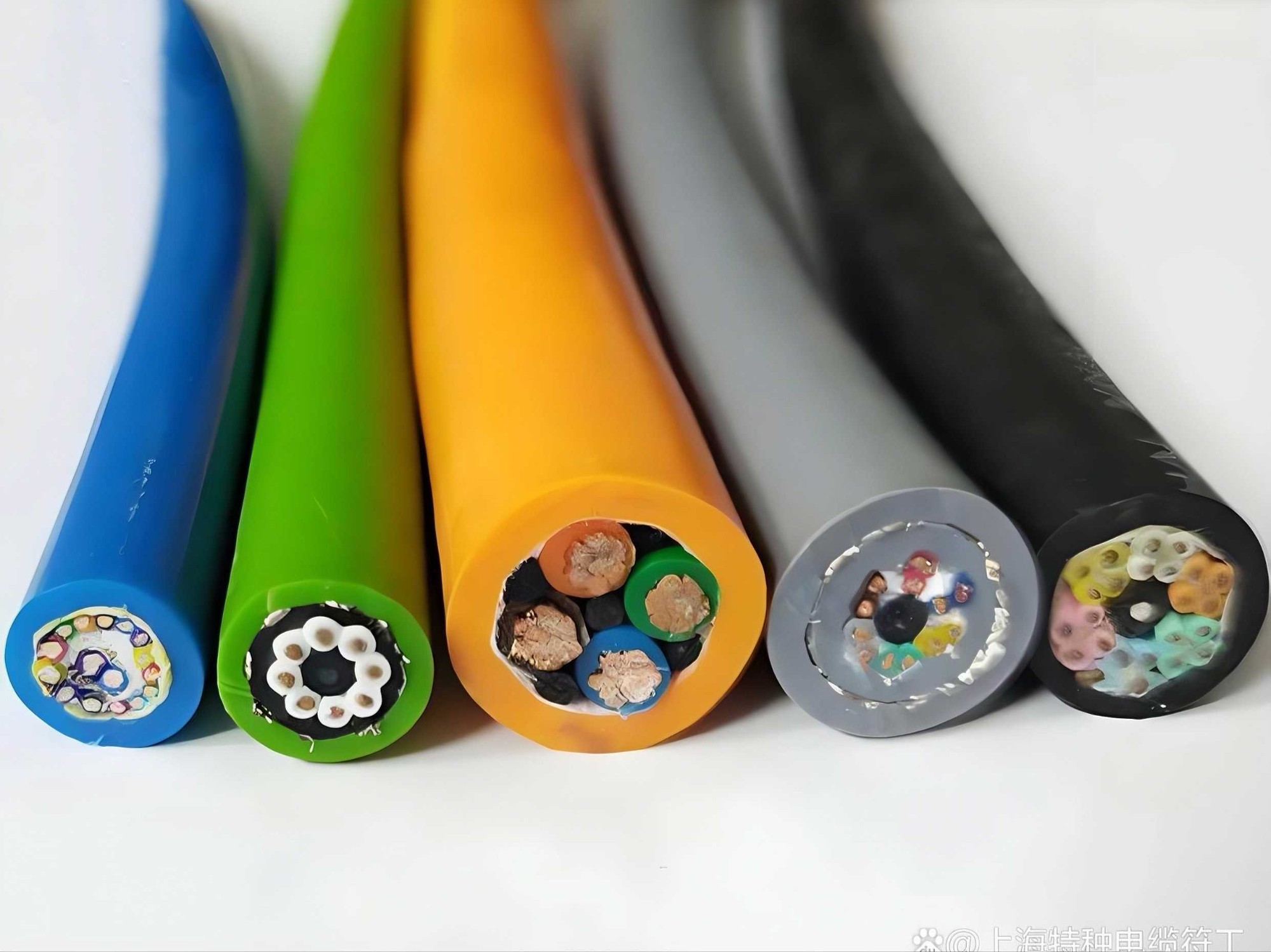 Subsea Hybrid Electro-Optical Cables Subsea Hybrid Electro-Optical Cables